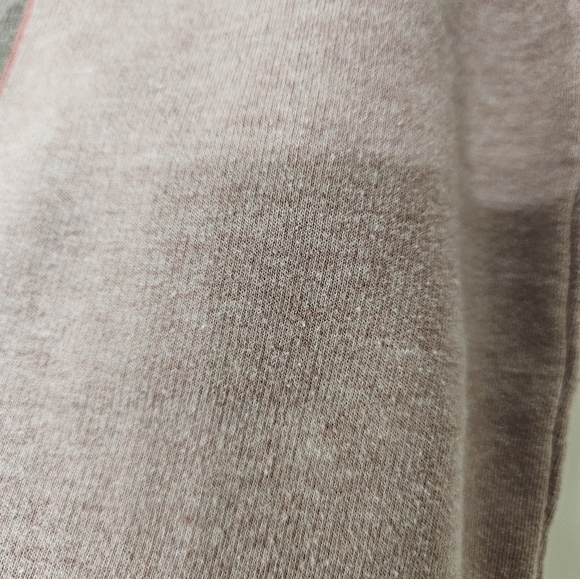 Run DMC American Eagle vintage looking 90s rnb hip hop XS maroon sweater - Picture 5 of 6